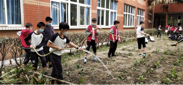 从裸分上北大到保研:遇见一所好学校、一群好老师,成就更好的人生(1)1086.png