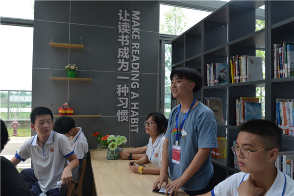 20200616青苏职中举行第一届“书香校园”阅读大赛暨启动仪式 (13).JPG