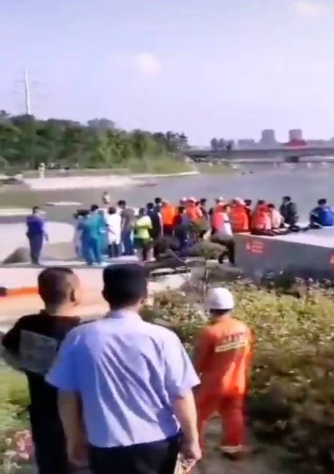 河南驻马店6名学生溺亡，事发当地人民公园一湖泊