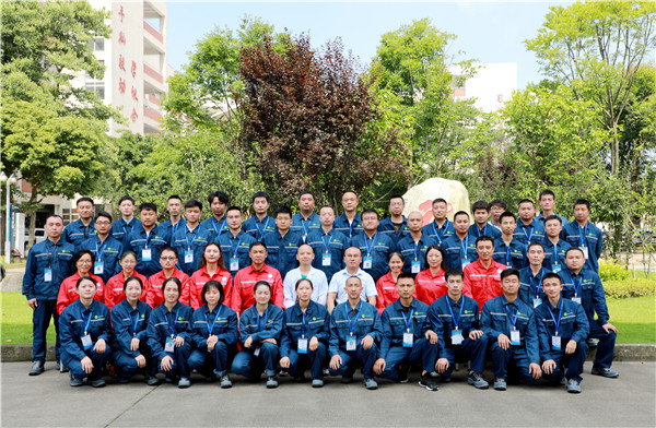订单班师生合影.jpg