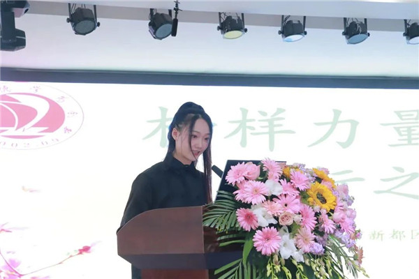 eaa9f8f9170473a1d5c3483109f564c0.jpg 10010.jpg