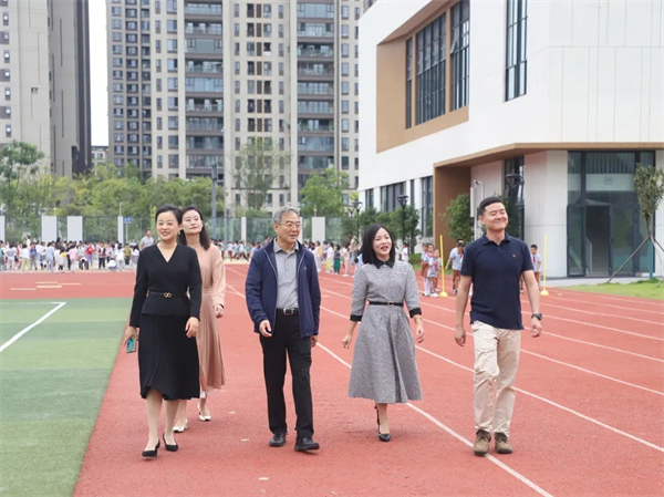 1733722692326545.jpg 20241208_203932_071.jpg