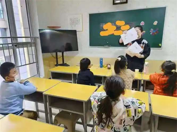 警惕培训误导，守住身心发展规律，科学衔接幼升小