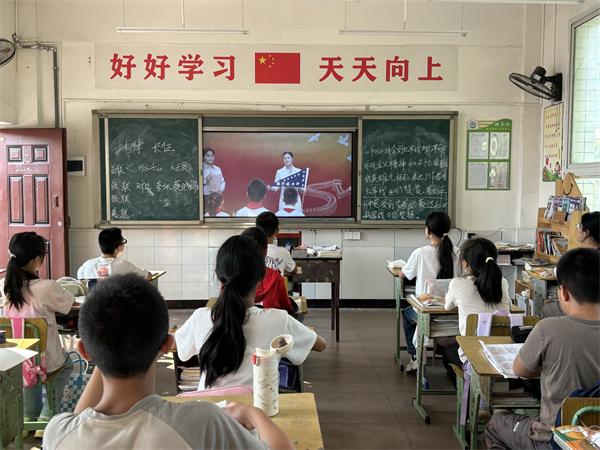 铭记历史守初心！回水小学学子同上一堂思政大课