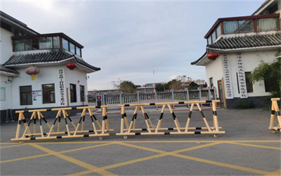 校方回应中专生暑假校内劳动猝死