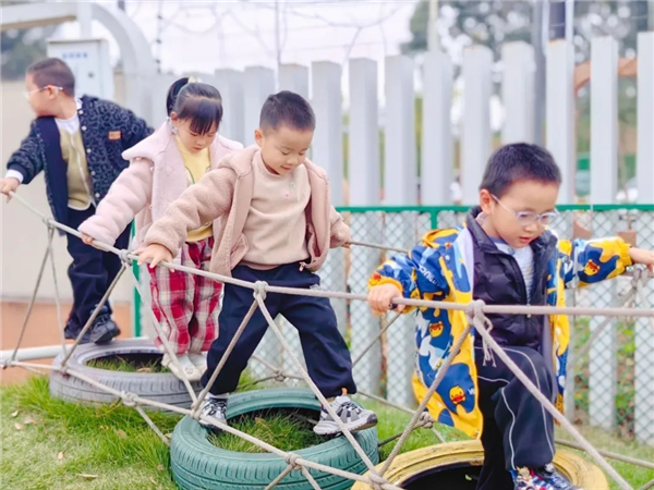 降低家庭养育成本！我国拟对托育服务专门立法