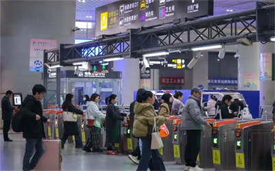 元旦跨年，成都地铁延时运营