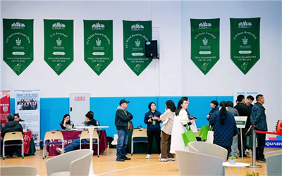 2025年我国留学回国人数达53.56万