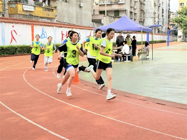 南外实验学校：缅怀与奋进同行，青春与热血齐飞