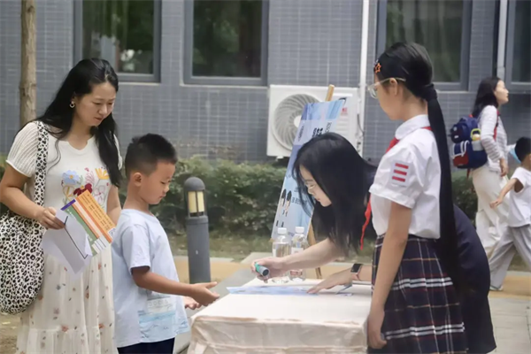 启航成长！成都实小北新校区小萌新共赴新程
