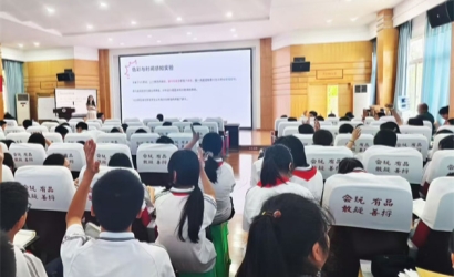 学龄人口结构变化，多地小学老师转教初中
