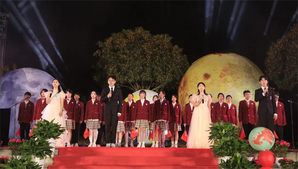 三原外国语学校中秋湖畔诗会圆满落幕