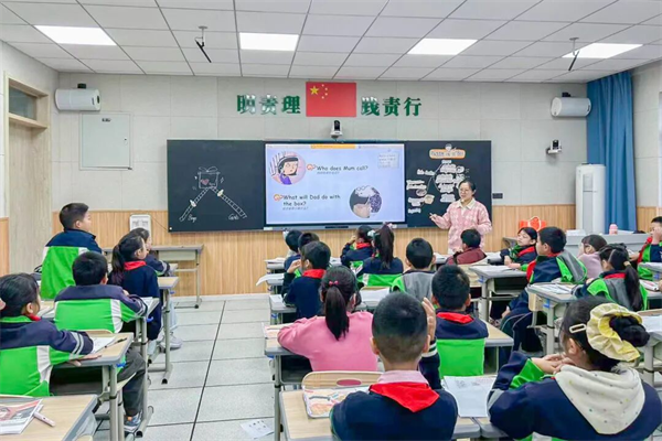 深耕课堂，黄甲小学英语教研组以研促教共成长